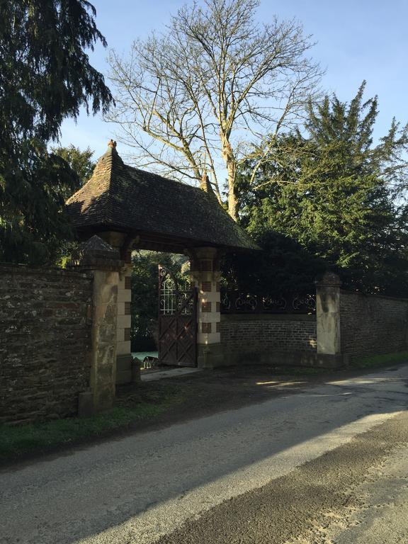 Le Manoir De Benedicte B&B Cahan 외부 사진
